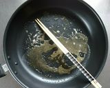 材料2つ☆豚こまキャベツの簡単旨塩炒め。作り方1写真