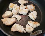鶏むね肉とアスパラコーンの塩レモン炒め作り方3写真