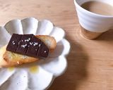 スペイン伝統☆塩チョコ＆オイルのトースト作り方1写真