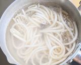 讃岐うどんで作るユッケジャンカルググス作り方2写真