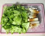 チクワと卵とレタスのマヨネーズ炒め作り方1写真