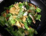 チクワと卵とレタスのマヨネーズ炒め作り方8写真