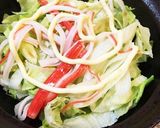 カニカマとレタスで♪ポン酢マヨサラダ作り方3写真