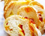 朝食ランチ♪簡単成形ウインナーロールパン作り方27写真