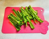 “材料はピーマンだけ！”無限ピーマン作り方1写真