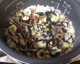 セブンのお惣菜で貝とひじきの炊き込みご飯作り方3写真