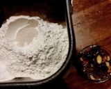 ミックスナッツのオイル漬けでライ麦パン作り方1写真