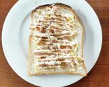朝食やおやつに♪ツナマヨトースト作り方2写真