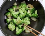 実は時短!?茹でないブロッコリー作り方30写真