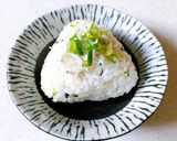青菜ふりかけ(ひろし)としらすのおにぎり作り方3写真