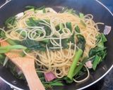 のらぼう菜とわけぎの和中華風パスタ作り方4写真