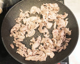 超簡単☆れんこんと豚肉の野菜炒め作り方2写真