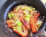 揚げかまぼことキャベツ・もやしの味噌炒め作り方10写真