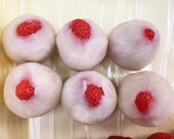 色も綺麗な♪抹茶と桜餡♡桜と白餡の苺大福作り方1写真