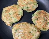 たこ焼き粉でお好み焼き作り方2写真