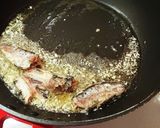 アンチョビトマトパスタ黒ニンニクのせ作り方3写真