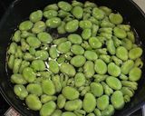 鯖水煮とそら豆とトマトのサラダ作り方1写真
