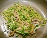 簡単！豆苗とハムの卵焼き作り方3写真