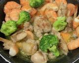 簡単！　食べ応え抜群のアヒージョ作り方4写真