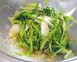 ぱぱっともう一品！三つ葉と蒲鉾のごま和え作り方2写真
