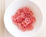 釜揚げ桜えびのピンク色サラダ作り方7写真