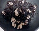 料亭の味❤️鶏肉入りひじき煮物作り方4写真