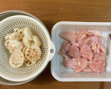 揚げずに簡単♡むね肉とれんこんの甘辛揚げ作り方2写真