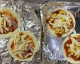 餃子の皮de簡単♡サクサクミニピザ作り方2写真