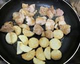 鶏もも肉と菜の花のにんにく黒こしょう炒め作り方4写真