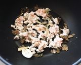 簡単ヘルシー☆鶏胸挽肉の中華風もやし炒め作り方4写真