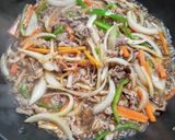 春雨と牛肉のチャプチェ風炒め丼作り方5写真