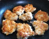 やわらか鶏胸肉のマヨパン粉焼き作り方6写真