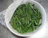 エシャレット葉の梅ゴマ和え作り方3写真