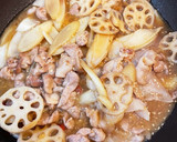 蓮根とうどと豚肉の甘辛炒め作り方9写真