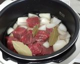 電子圧力鍋でお肉ホロホロなビーフカレー作り方1写真