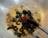 簡単、おいしい！パスタ♪プッタネスカ作り方4写真