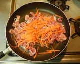 春キャベツと豚肉のごま味噌炒め・簡単！作り方1写真