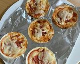 簡単おやつ!餃子の皮のクリスピーピザ♪作り方4写真