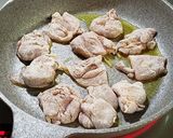 簡単洋風♪鶏ももの赤ワイン照り焼き作り方3写真