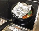 簡単！手羽元のトマト缶煮込み作り方4写真