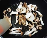 お店の味に！簡単きのこのクリームパスタ作り方2写真