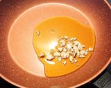 たっぷり春キャベツと小エビのぺぺロン炒め作り方1写真