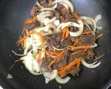 野菜たっぷり☆焼肉のタレでチャプチェ作り方5写真
