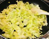 丼にもなるよ♪超簡単☆キャベツの卵とじ！作り方4写真