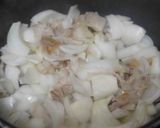 新玉ねぎと豚肉の味噌汁作り方3写真