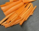 人参と大根としめじの味噌汁。簡単です。作り方1写真