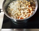 人参と大根としめじの味噌汁。簡単です。作り方4写真