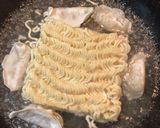冷蔵庫の物ぶっ込み！スンドゥブラーメン？作り方2写真