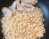 冷蔵庫の物ぶっ込み！スンドゥブラーメン？作り方3写真