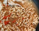 冷蔵庫の物ぶっ込み！スンドゥブラーメン？作り方4写真